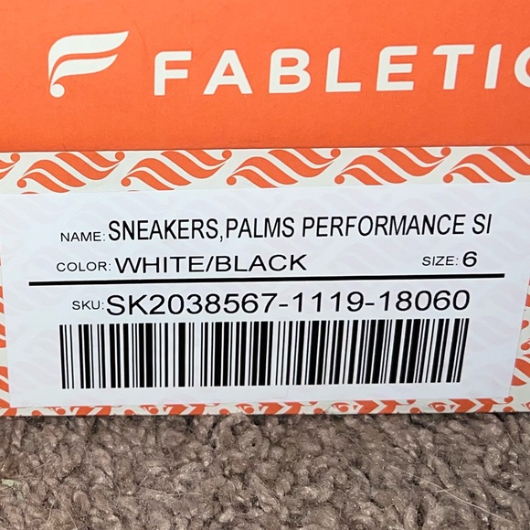 Fabletics Performance Sneakers - Picture 14 of 14